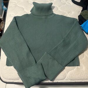 Forever21 Cropped Teal Turtle Neck Sweater